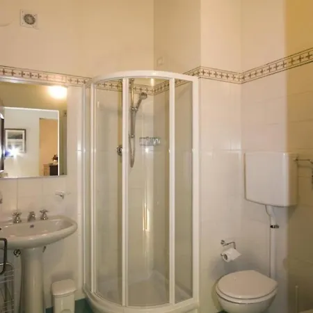 Sleeps 12 With Pool And Wifi